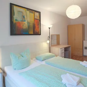  Apartment Zentrum Süd Emilienstraße